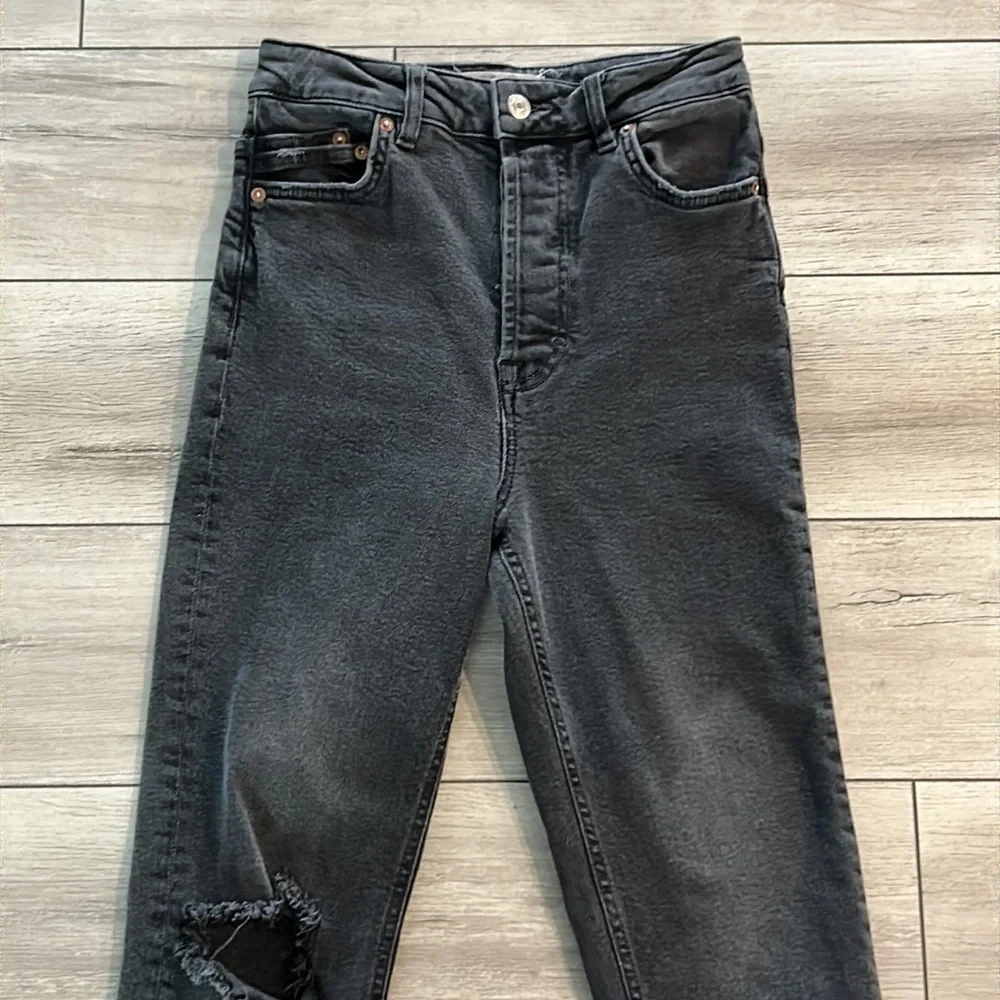Free People We the Free black skinny jeans size 26 button fly